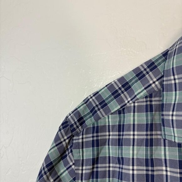 UNTUCKit Shirt Mens Large Navy Green Plaid Henderson SS Stretch Button Up 41533 - Picture 2 of 7